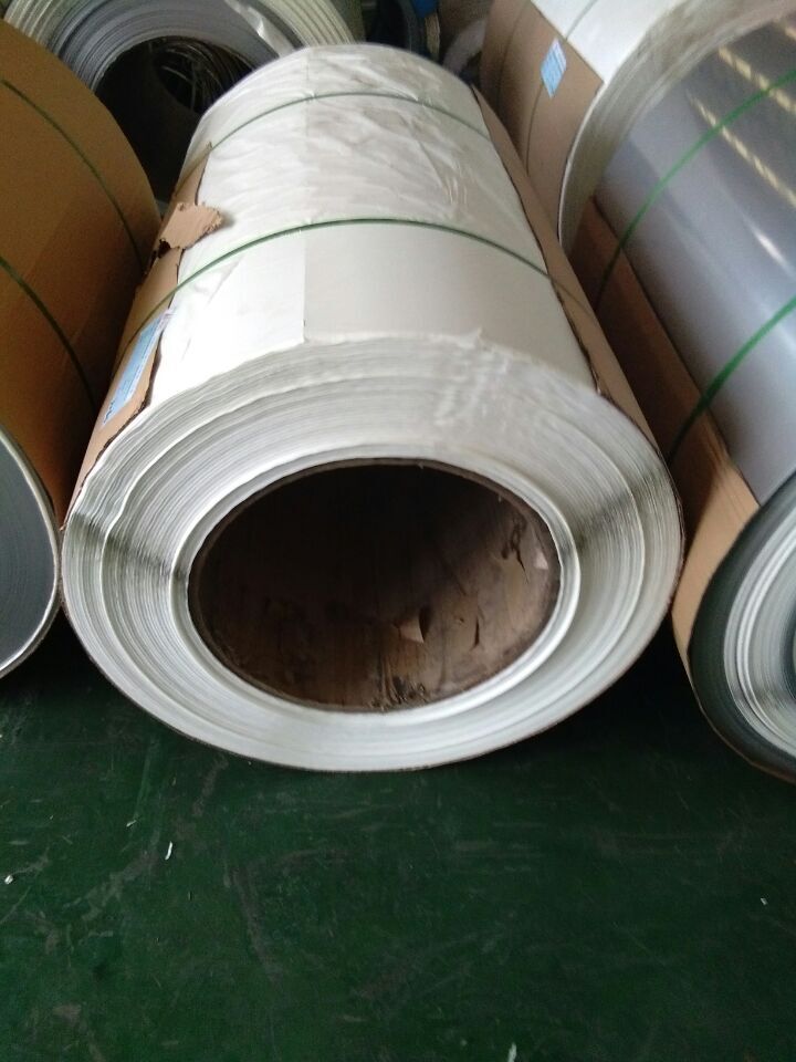 保溫不銹鋼卷/保溫不銹鋼皮0.3mm0.4mm0.5mm厚度